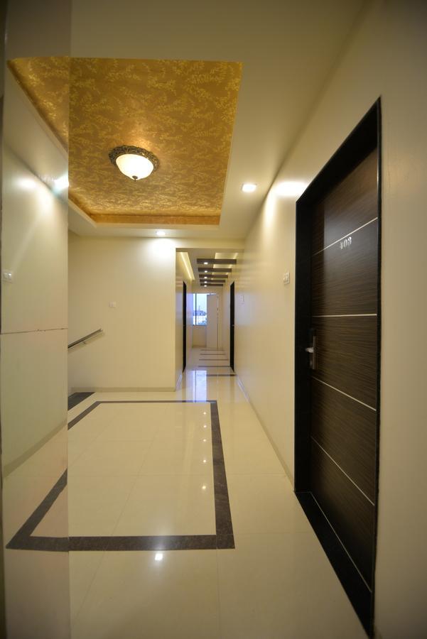 Hotel Radhe Krishna Solapur Eksteriør bilde
